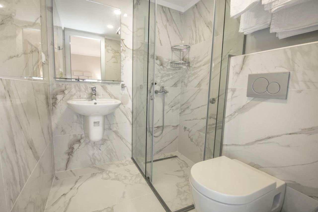 La Mer Apartments Nikiti  Bagian luar foto